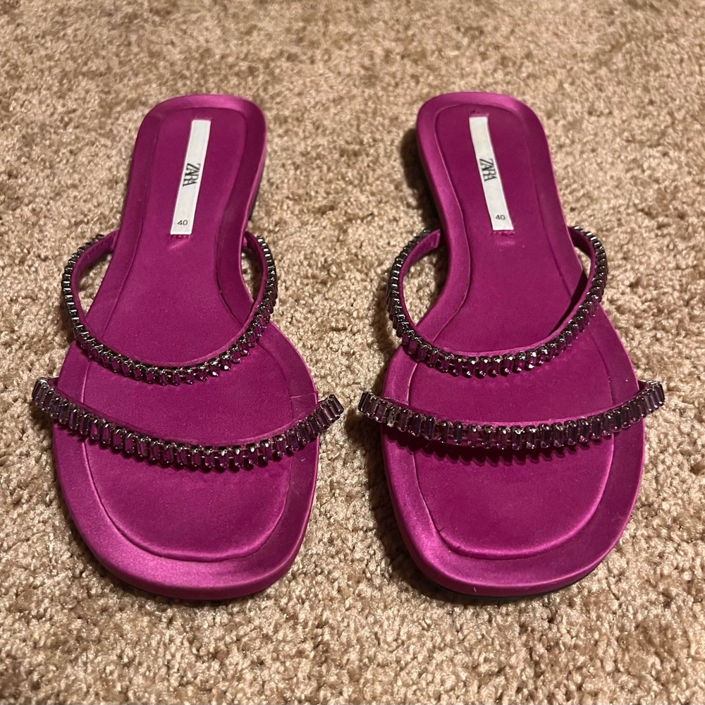 Zara Women's Fuchsia Sandals with Embellishments